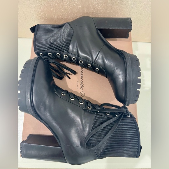 Gianvito Rossi Black Lace Up Boots with Chunky Heel Size 39 - Picture 4 of 14
